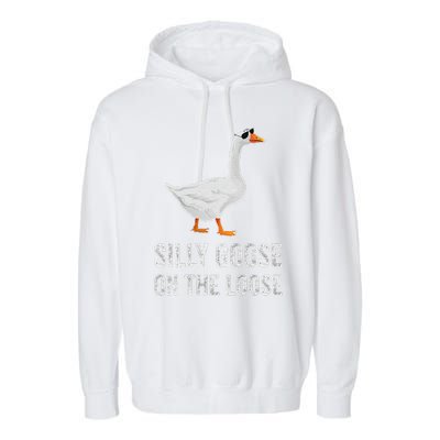 vintage Silly Goose On The Loose Funny Saying Garment-Dyed Fleece Hoodie