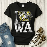 Vintage State of Iowa Trendy Wave Iowans Black Yellow Design Womens T-Shirt