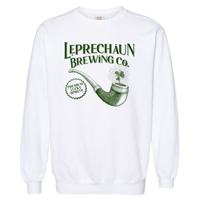 Vintage St Patrick's Day Leprechaun Brewing Co Premium Lucky Spirits Garment-Dyed Sweatshirt