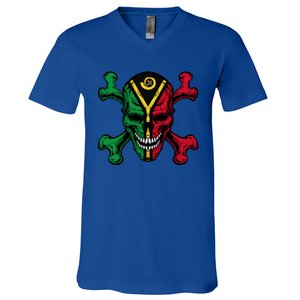 Vanuatu Skull Pride Vanuatuan Flag Roots Vanuatu Souvenir Gift V-Neck T-Shirt