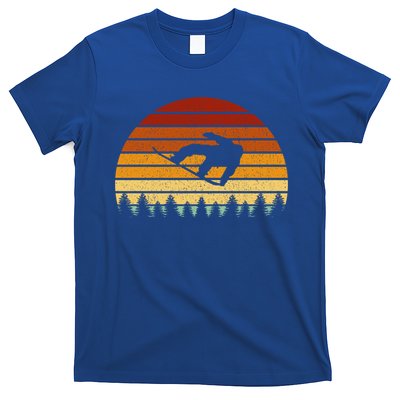 Vintage Sunset Snowboarding Gift For Snowboarders Great Gift T-Shirt