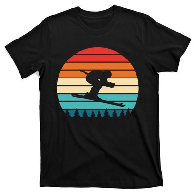 Vintage Sunset Skiing Gift For Skiers T-Shirt