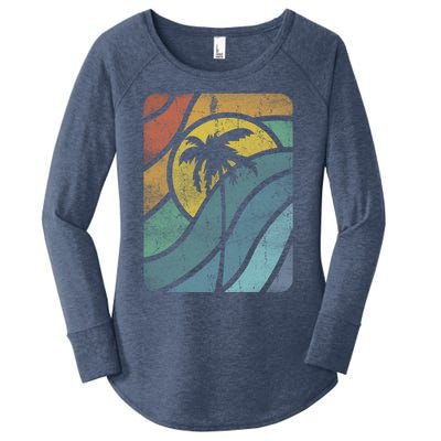 Vintage Summer Vacation Vibes Tee Sunset Sunrise Palms Vacay Great Gift Women's Perfect Tri Tunic Long Sleeve Shirt