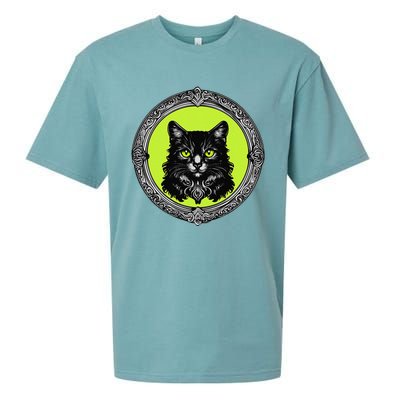 Vintage Tabby Cat Medalion Kitty Graphic Sueded Cloud Jersey T-Shirt