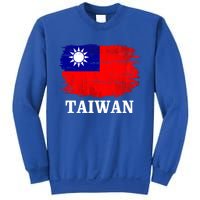 Vintage Taiwan Flag For Taiwanese Gift Cute Gift Sweatshirt