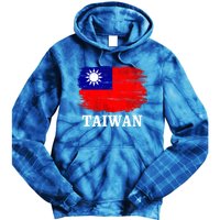 Vintage Taiwan Flag For Taiwanese Gift Cute Gift Tie Dye Hoodie