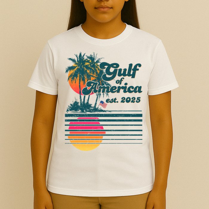 Vintage Tropical Gulf Of America Est 2025 T-Shirt