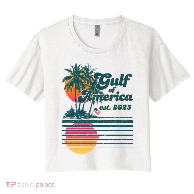 Vintage Tropical Gulf Of America Est 2025 Crop Top