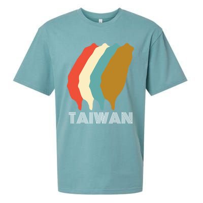 Vintage Taiwan Gift I Love Taiwan Map Gift Sueded Cloud Jersey T-Shirt