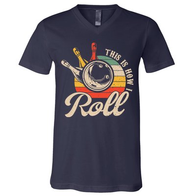 Vintage This Is How I Roll Bowling Players Tee Bowler V-Neck T-Shirt