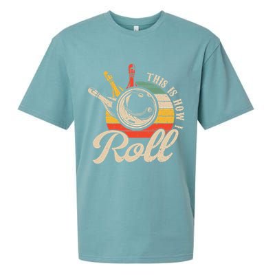 Vintage This Is How I Roll Bowling Players Tee Bowler Sueded Cloud Jersey T-Shirt