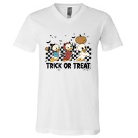 Vintage Trick Or Treat Three Ducks Halloween Funny Duck Spooky Season V-Neck T-Shirt