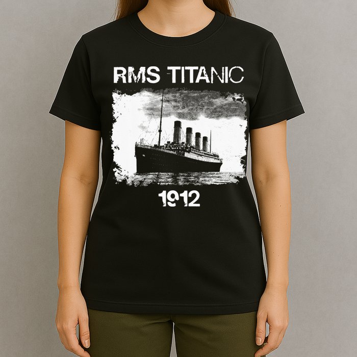 Vintage Titanic Remembrance Day RMS 1912 The Ship of Dreams T-Shirt