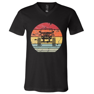 Vintage Truck Retro Sunset 4x4 Car Off Road V-Neck T-Shirt