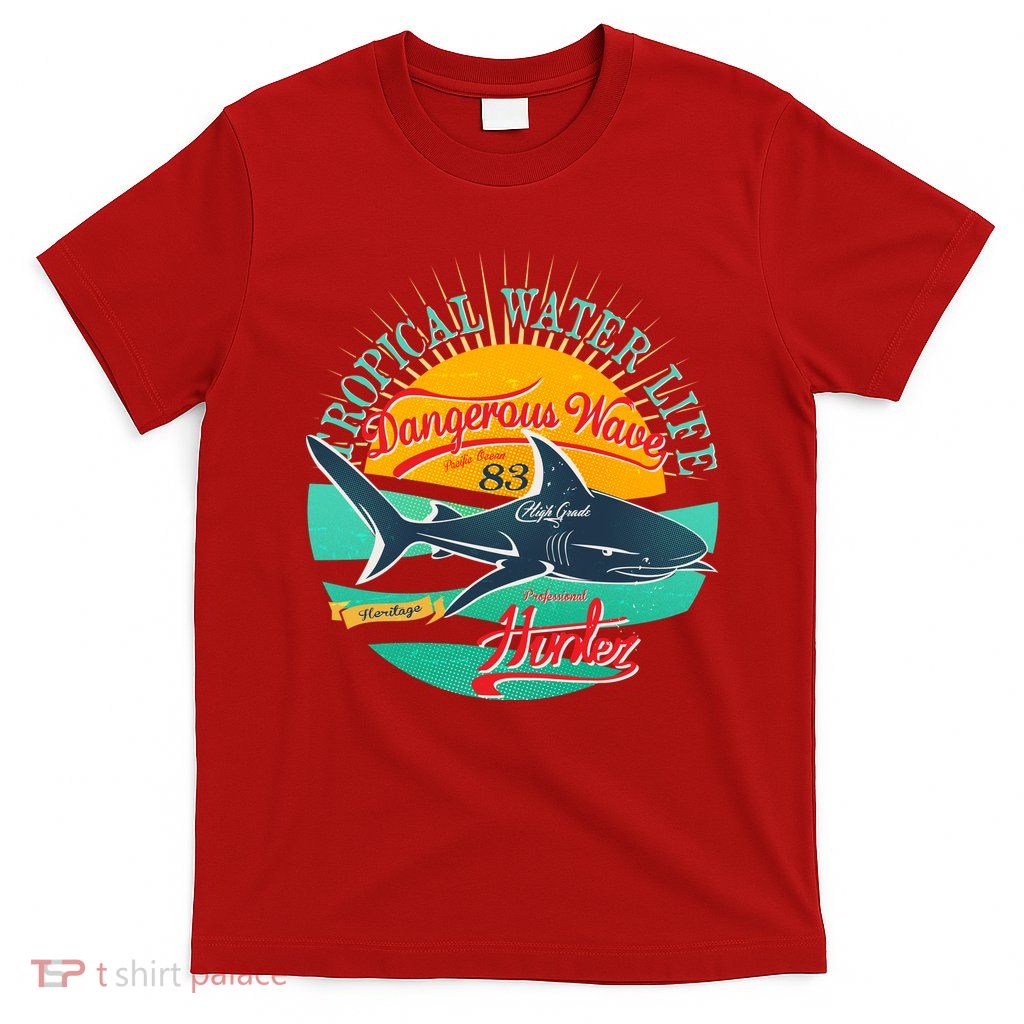 Vintage Tropical Water Life Dangerous Wave Hunter Shark T-Shirt