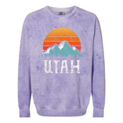 Vintage Utah Accessories Distressed 80s Mountains Retro Utah Colorblast Crewneck Sweatshirt