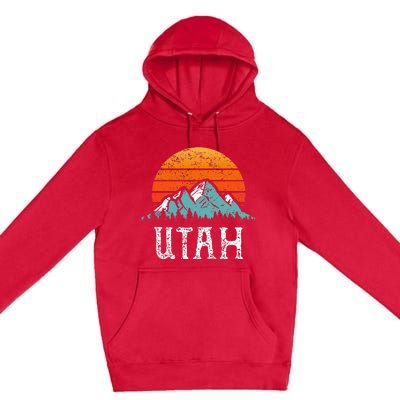 Vintage Utah Accessories Distressed 80s Mountains Retro Utah Premium Pullover Hoodie