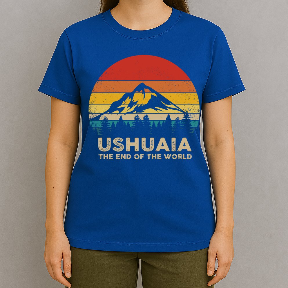 Vintage Ushuaia Great Gift Argentina Souvenir Great Gift T-Shirt