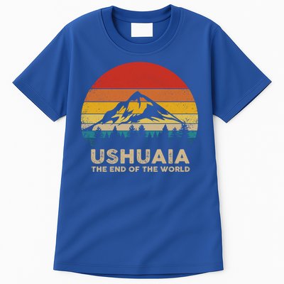 Vintage Ushuaia Great Gift Argentina Souvenir Great Gift Tall T-Shirt