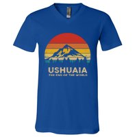 Vintage Ushuaia Great Gift Argentina Souvenir Great Gift V-Neck T-Shirt