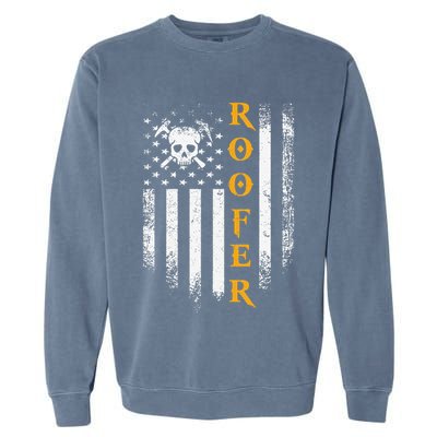 Vintage USA Roofer American Flag Patriotic Funny Cool Gift Garment-Dyed Sweatshirt