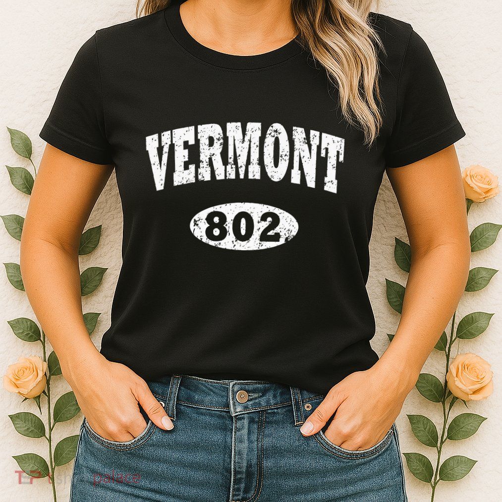 Vermont . Vintage Area Code 802 Womens T-Shirt