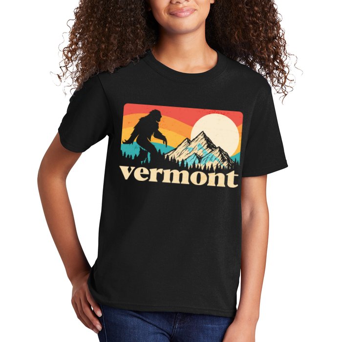Vintage Vermont Bigfoot Sasquatch Wilderness Kids T-Shirt