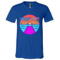 Vintage Vacay Summer Vacation Vibes Tee Beach Palms Cruise Great Gift V-Neck T-Shirt