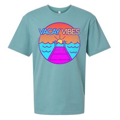 Vintage Vacay Summer Vacation Vibes Tee Beach Palms Cruise Great Gift Sueded Cloud Jersey T-Shirt