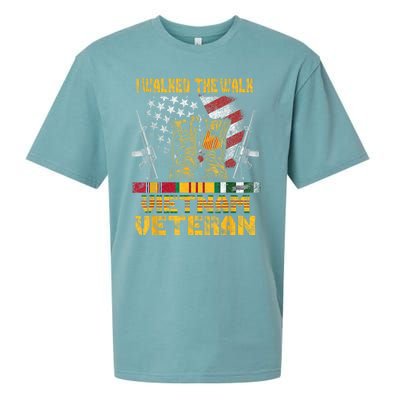 Vietnam Veteran With Us Flag With Combat Boots Patriotic Sueded Cloud Jersey T-Shirt