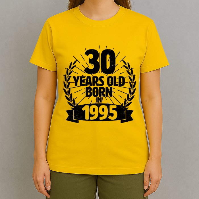 Vintage Wreath 30 Years Old Born In 1995 Birthday T-Shirt