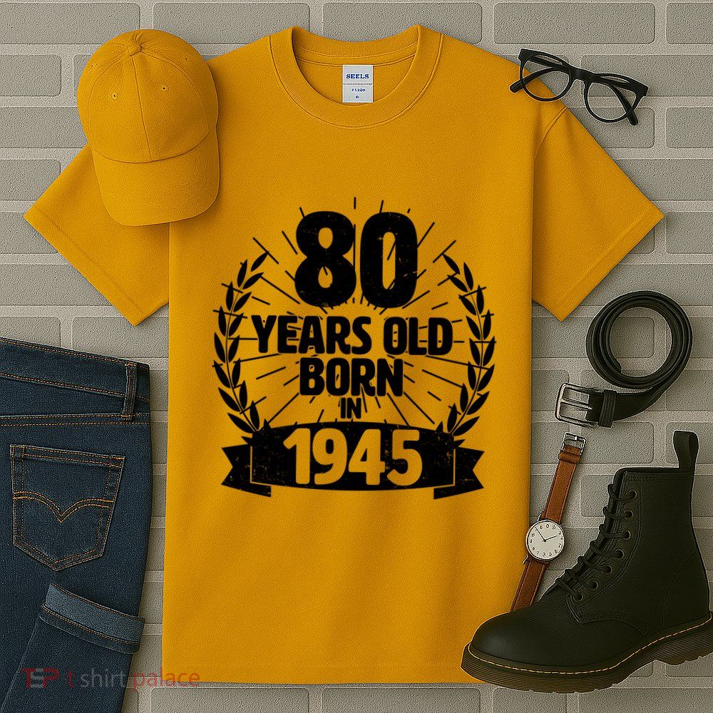 Vintage Wreath 80 Years Old Born In 1945 Birthday Tall T-Shirt