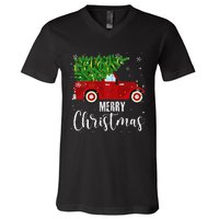 Vintage Wagon Christmas Tree On Car Xmas Vacation V-Neck T-Shirt