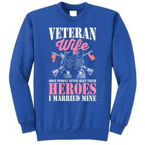 Veteran Wife Married Mine Proud Military Veteran Husband Gift Sweatshirt