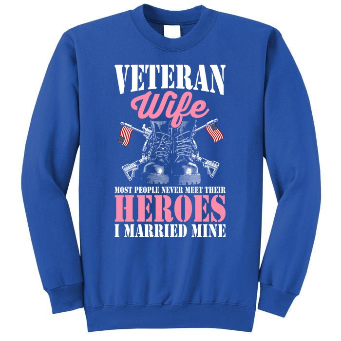 Veteran Wife Married Mine Proud Military Veteran Husband Gift Sweatshirt