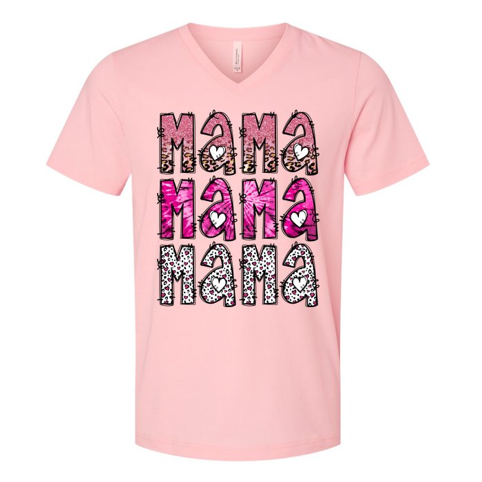 Vintage Western Mama Retro Mama Valentine V-Neck T-Shirt