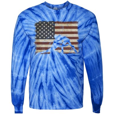 Vintage Wrestling Wrestle American Flag Usa Flag Wrestler Gift Tie-Dye Long Sleeve Shirt