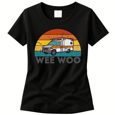Vintage Wee Woo Ambulance Amr Funny Ems Emt Paramedic. Womens T-Shirt