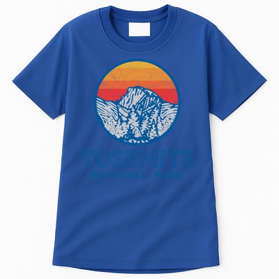Vintage Yosemite National Park Eighties Graphic Badge Cool Gift Tall T-Shirt