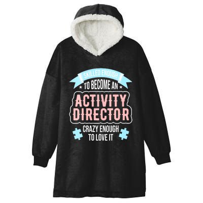 Wo Activity Director Hooded Wearable Blanket