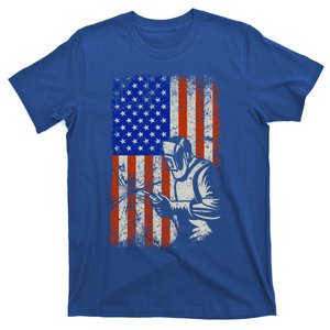 Welding American Flag Welder Fathers Day 4th Of July Dad Gift T-Shirt