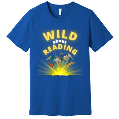 Wild About Reading Books For Teachers Students And Librarians Funny Gift Premium T-Shirt