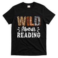 Wild About Reading Books Reader Lover Animals Leopard Zebra T-Shirt