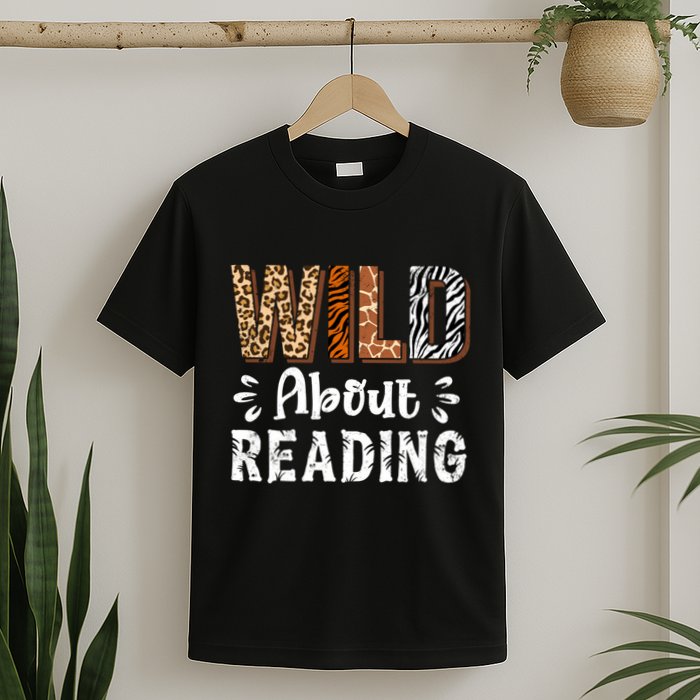 Wild About Reading Books Reader Lover Animals Leopard Zebra T-Shirt