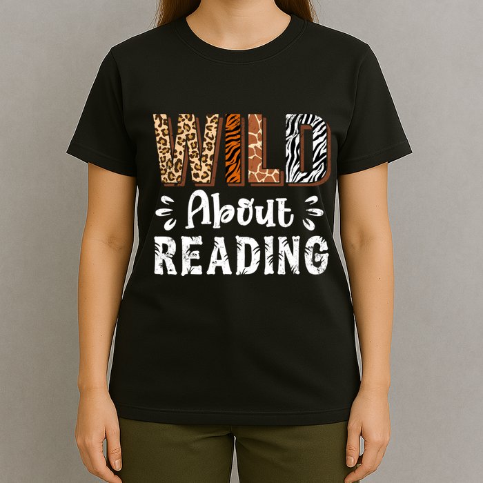 Wild About Reading Books Reader Lover Animals Leopard Zebra T-Shirt
