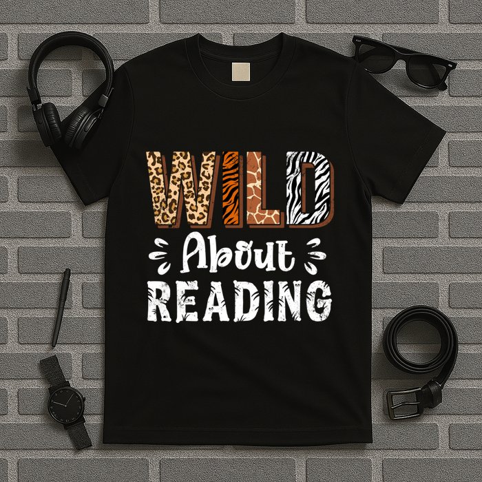 Wild About Reading Books Reader Lover Animals Leopard Zebra T-Shirt
