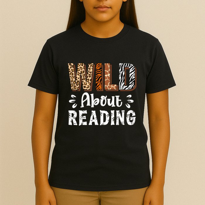Wild About Reading Books Reader Lover Animals Leopard Zebra T-Shirt