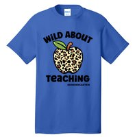 Wild About Teaching Kindergarten Leopard Teacher Gift Tall T-Shirt