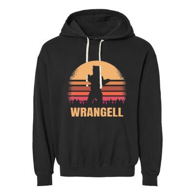 Wrangell Alaska Vintage Bear Ak Retro Distressed 80s Sunset Garment-Dyed Fleece Hoodie