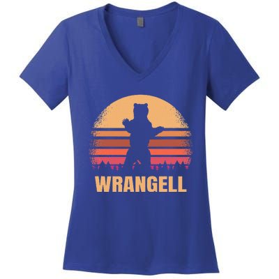 Wrangell Alaska Vintage Bear Ak Women's V-Neck T-Shirt